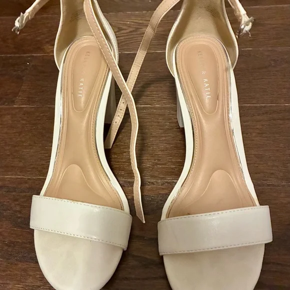 Kelly & Katie elegant cream heels - Picture 2 of 3
